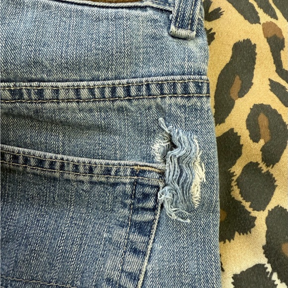 Women's Tommy Hilfiger Classic Fit Jeans - Picture 5 of 12